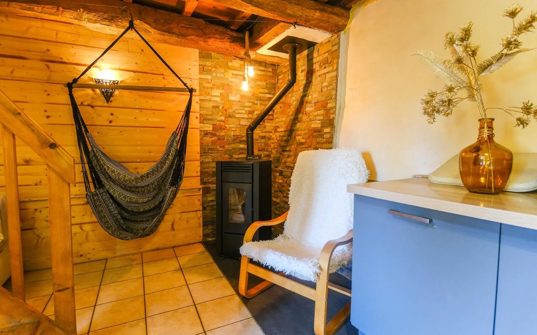 La Montana Villa Seix